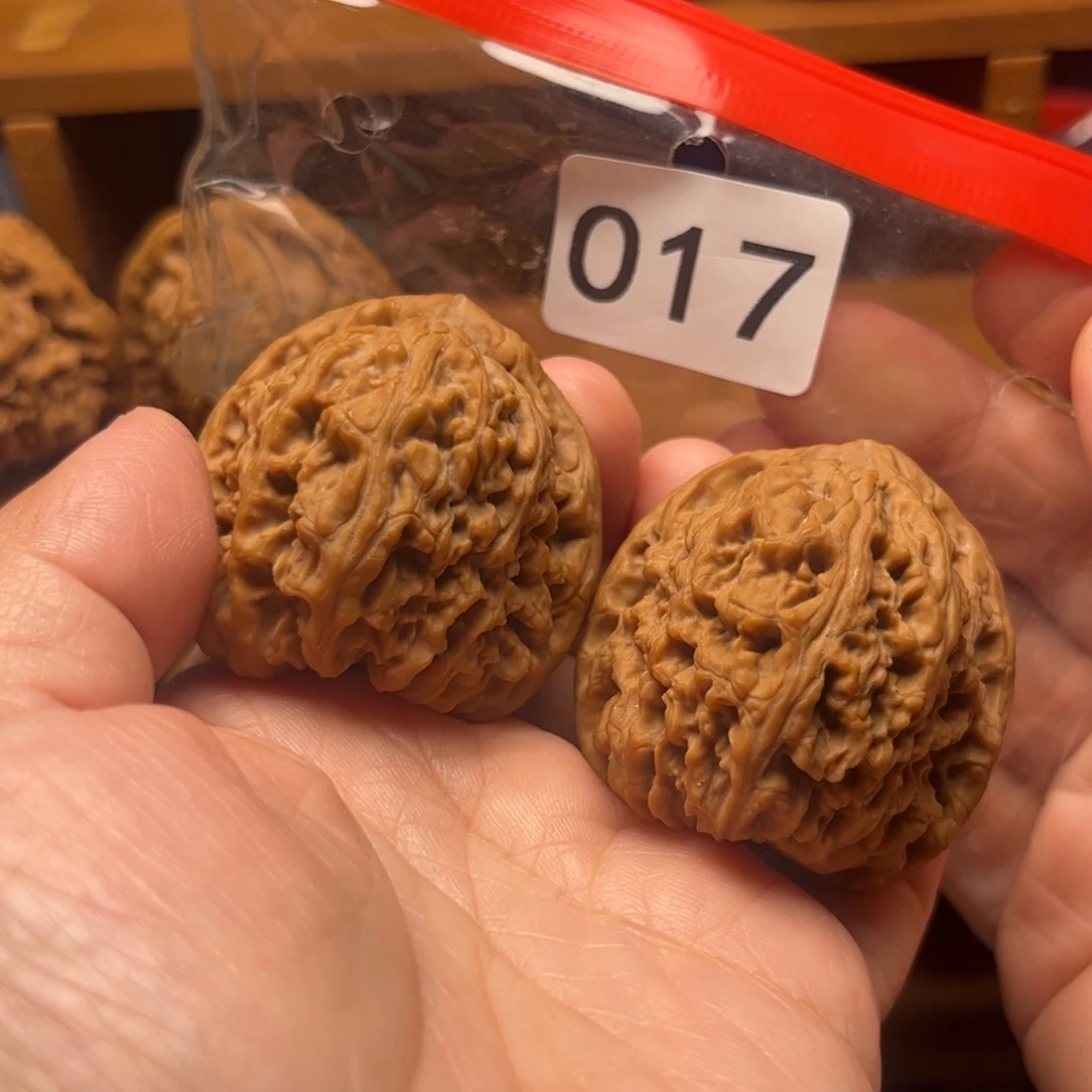 吊坠文玩核桃南疆41