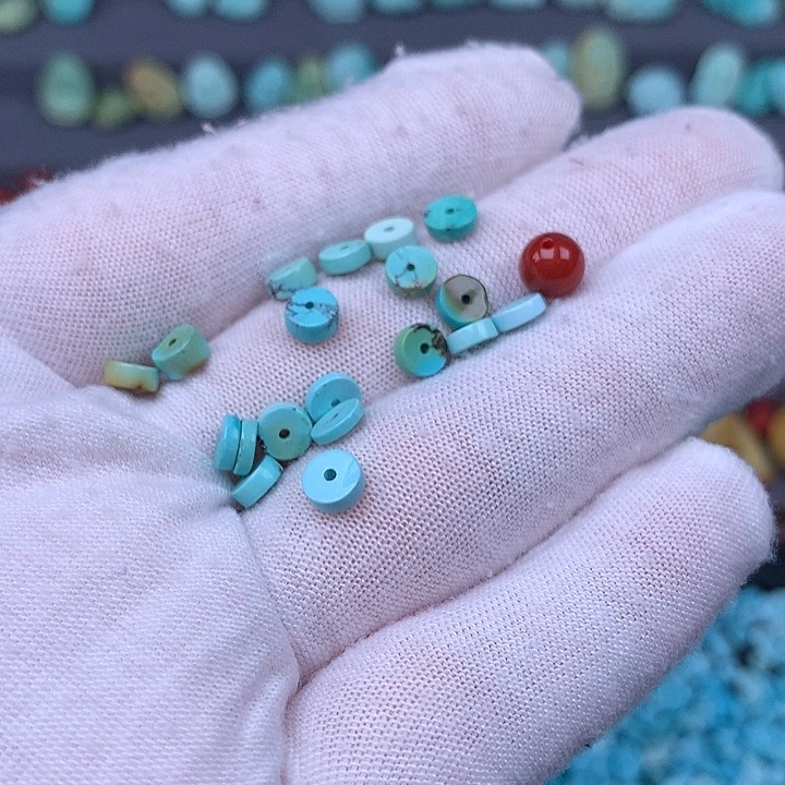 南红玛瑙未镶嵌珠宝奇石