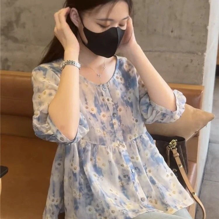 紬祗2025年夏季新款小个子七分袖碎花衬衫女设计感小众半袖雪纺上