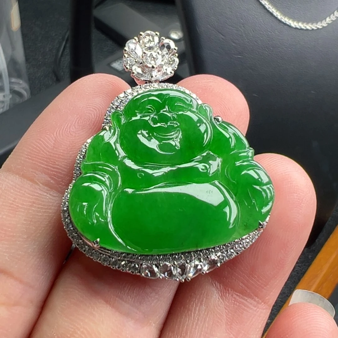 翡翠18K金镶嵌颈饰佛24