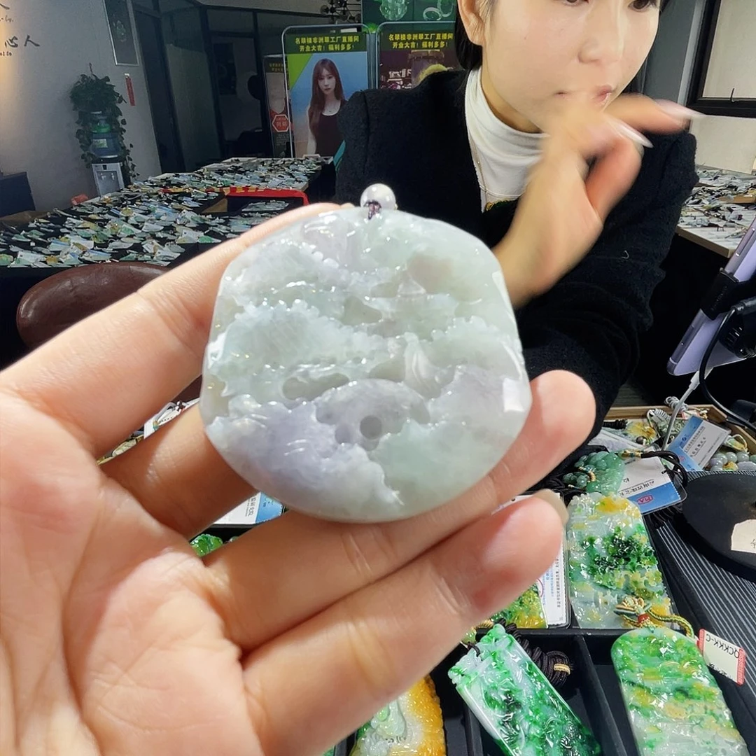 颈饰未镶嵌翡翠一