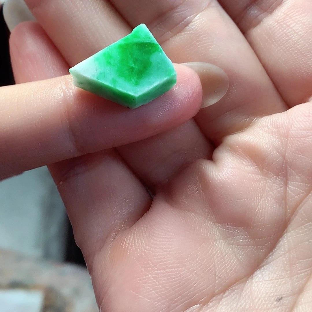 秋***天未镶嵌定制翡翠翡翠