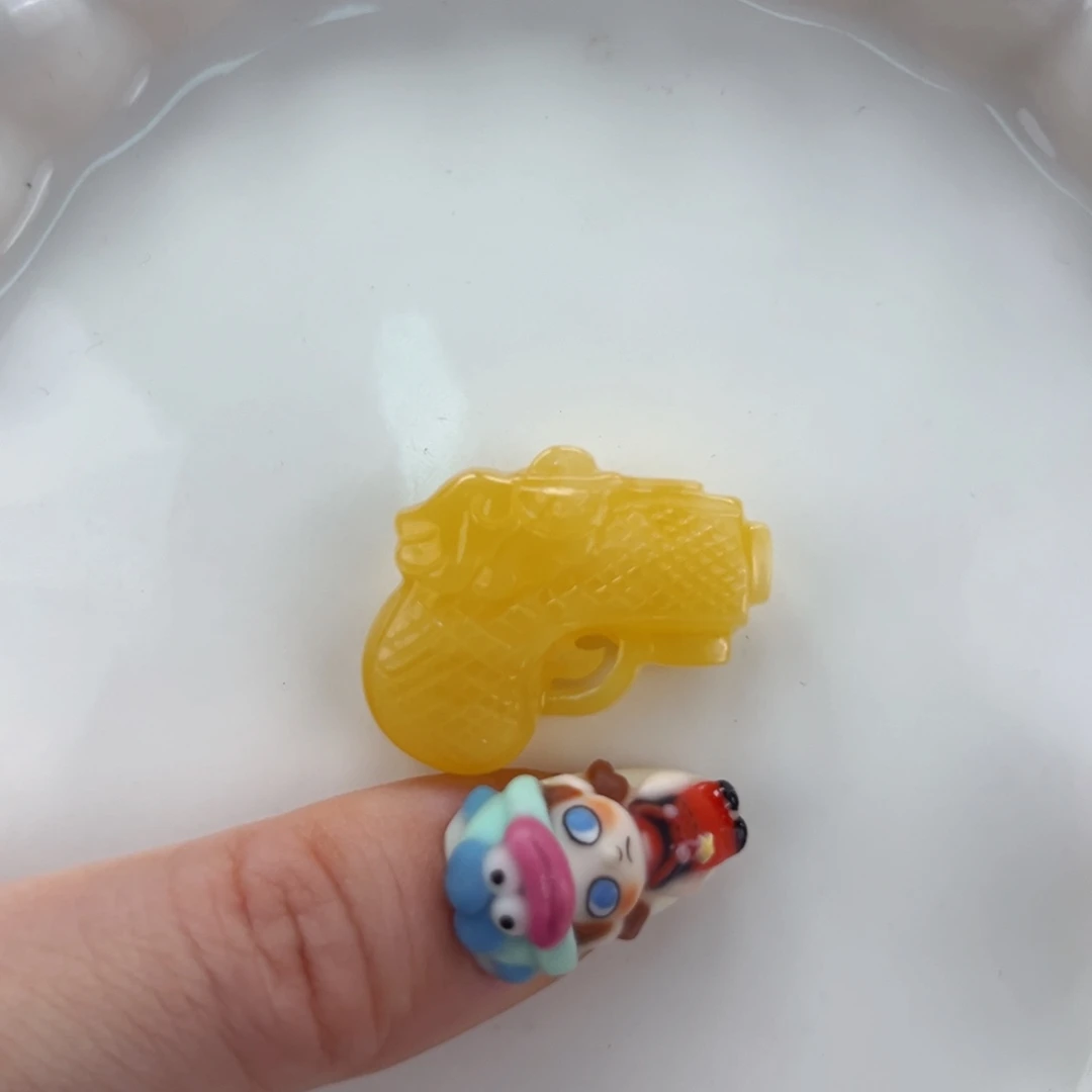 裸石琥珀未镶嵌手枪