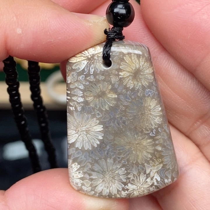 硅化珊瑚（珊瑚玉）手镯未镶嵌