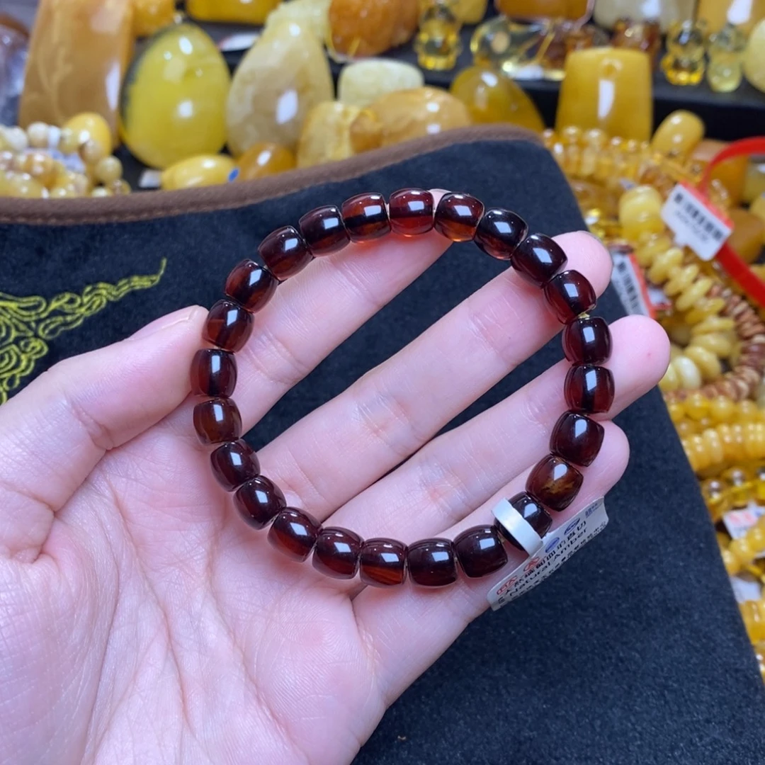 琥珀未镶嵌裸石血珀