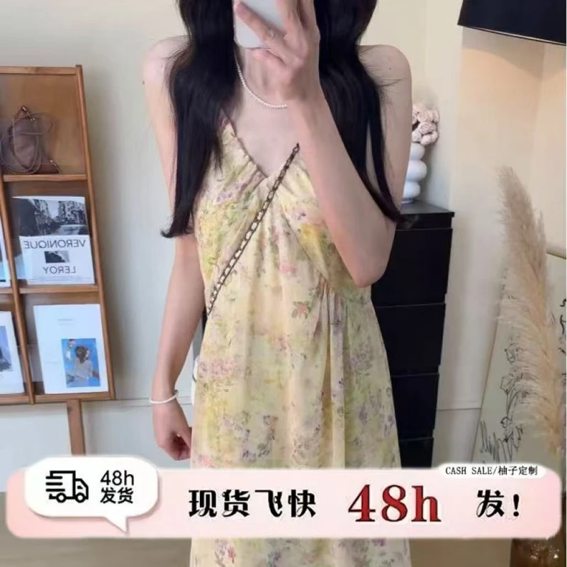 2025赴夏日之约芝士茉莉温柔碎花吊带裙
