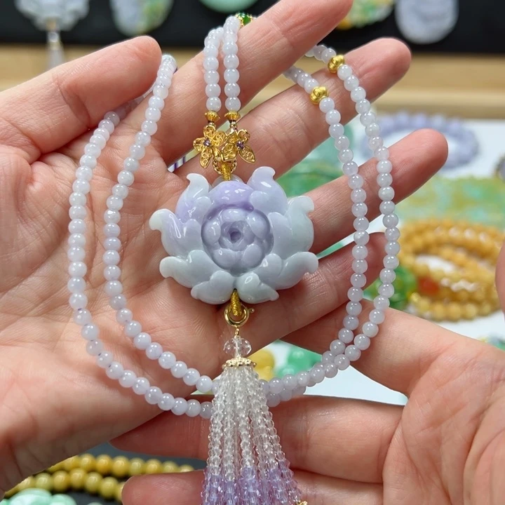 颈饰未镶嵌翡翠吊坠