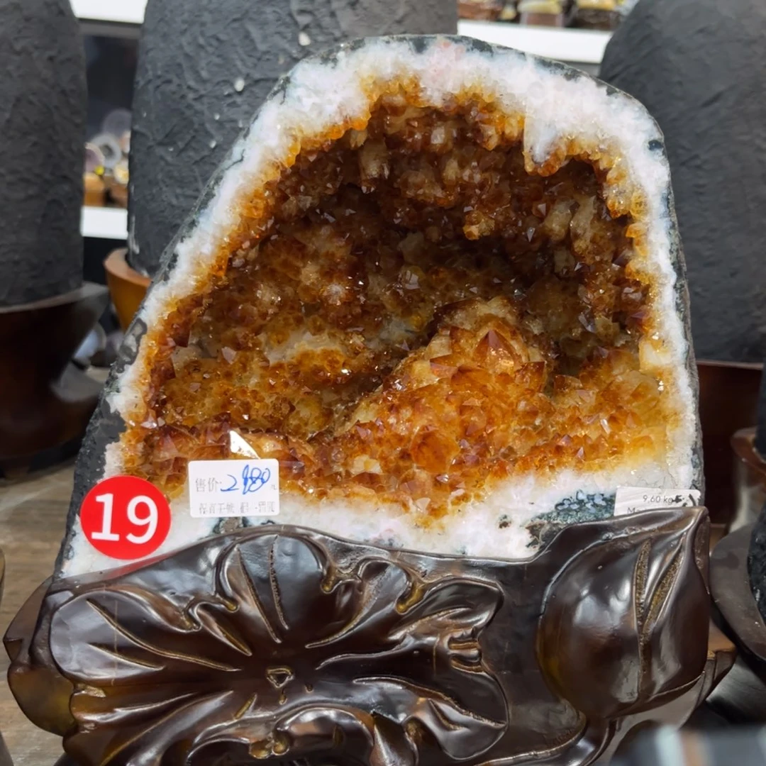 未镶嵌紫晶摆件黄水晶