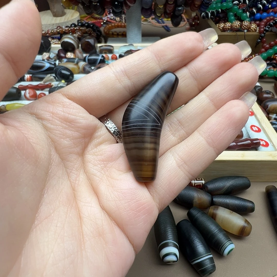 啊***星未镶嵌玛瑙/玉髓珠宝半成品