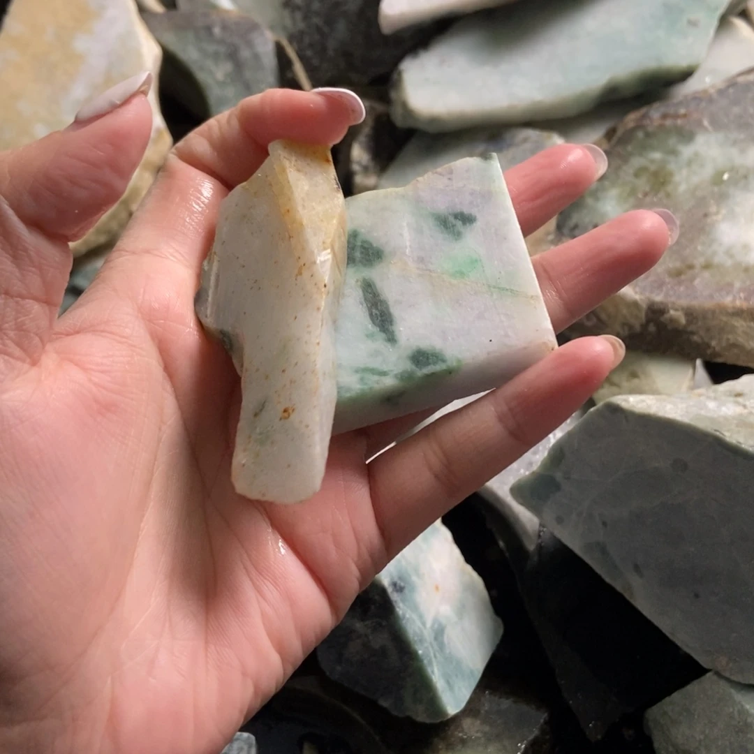 灬***灬翡翠未镶嵌挂件天然翡翠