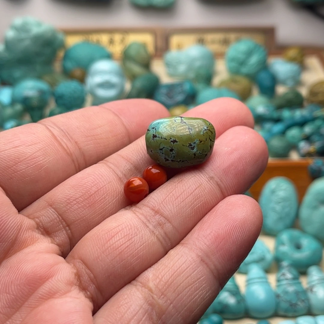 南红玛瑙随形未镶嵌