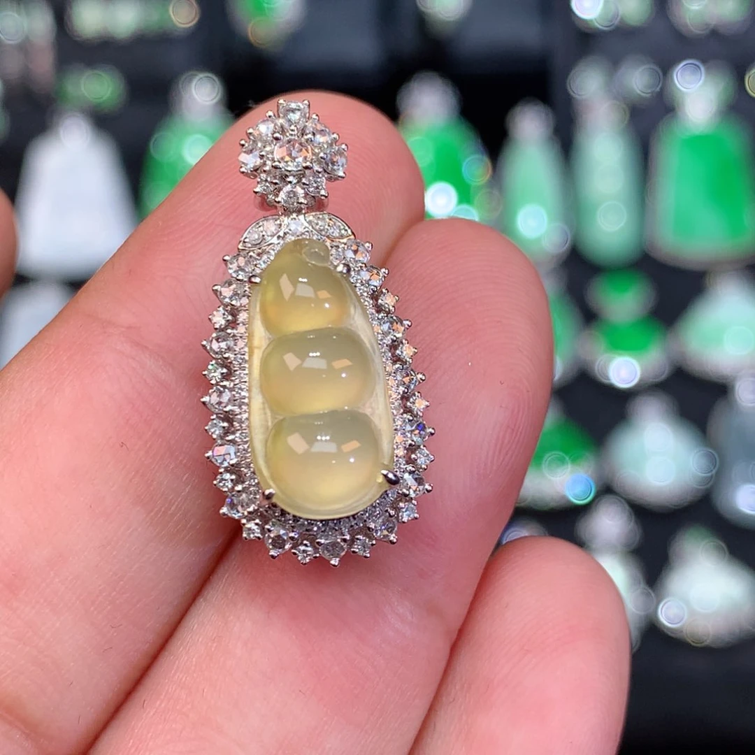 翡翠18K金镶嵌颈饰（收到货48小时鉴赏期）