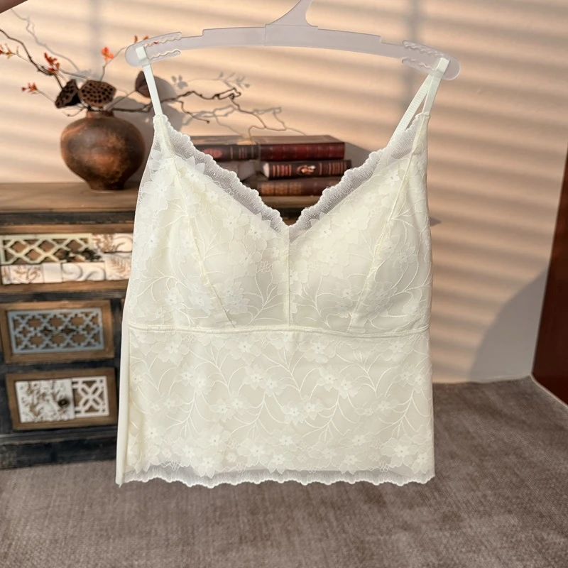 礼礼早春法式蕾丝轻薄吊带背心女一片式胸垫美背内搭文胸一体吊带