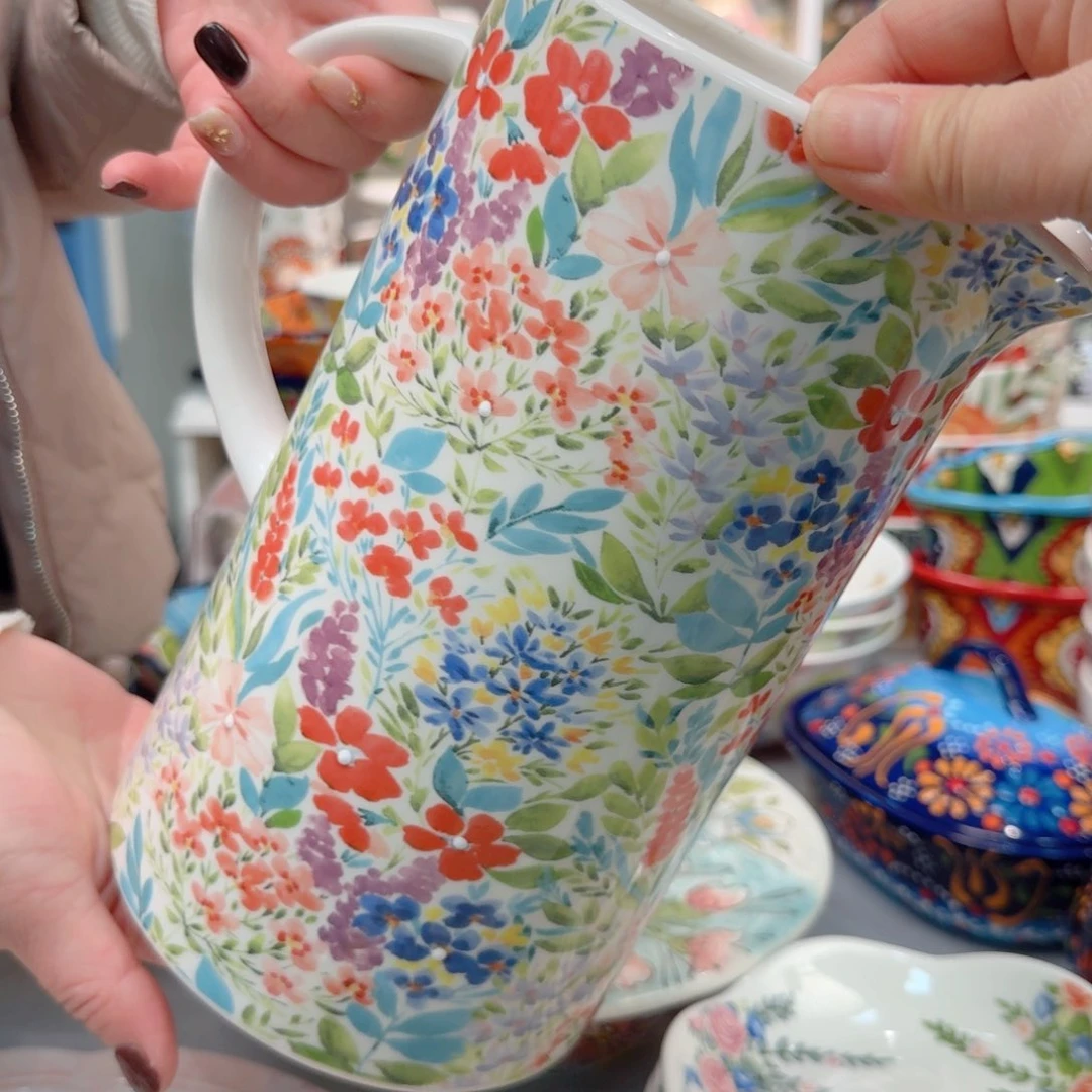 瓷2000毫升百花齐放水壶一只