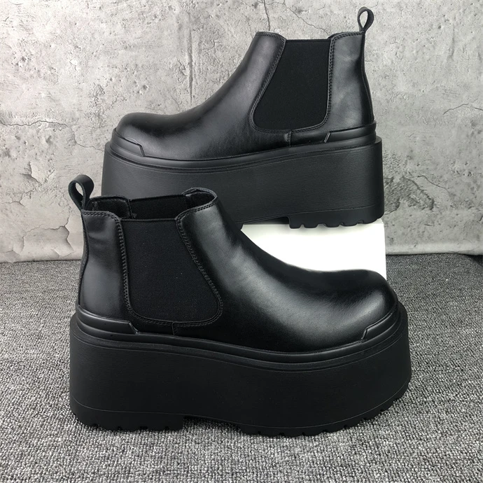 8cm大厚底增高马丁靴男秋冬新款潮男英伦百搭黑色短筒大头男短靴