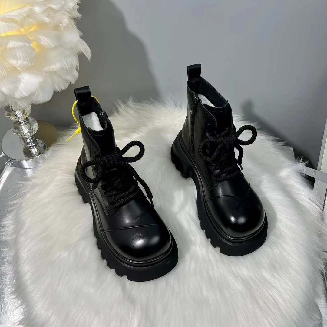 厚款马丁靴休闲瘦瘦靴潮流秋季复古厚底百搭系带英伦风圆头短靴单