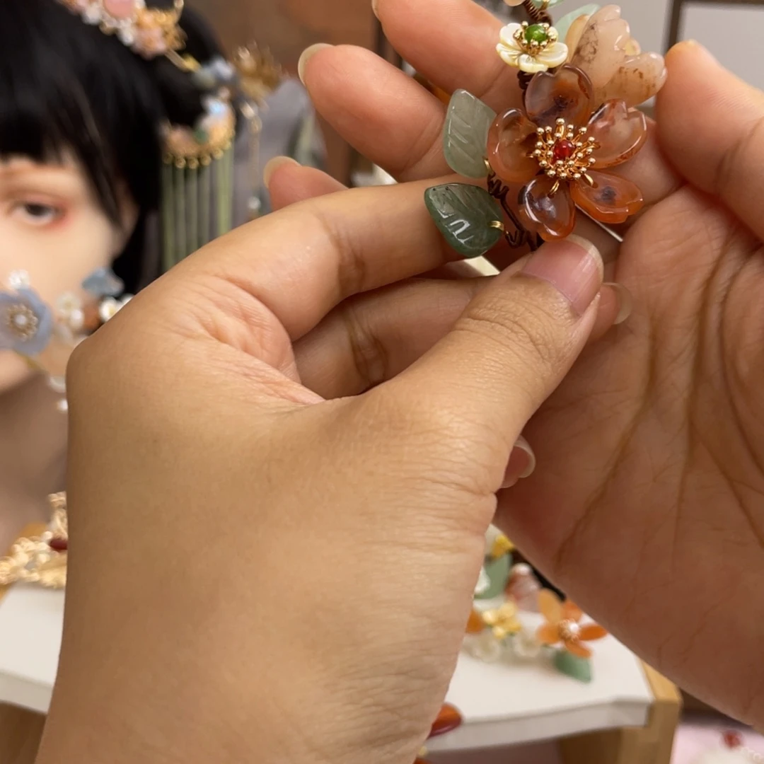 小***夕醋酸铁合金瑕疵发夹一个