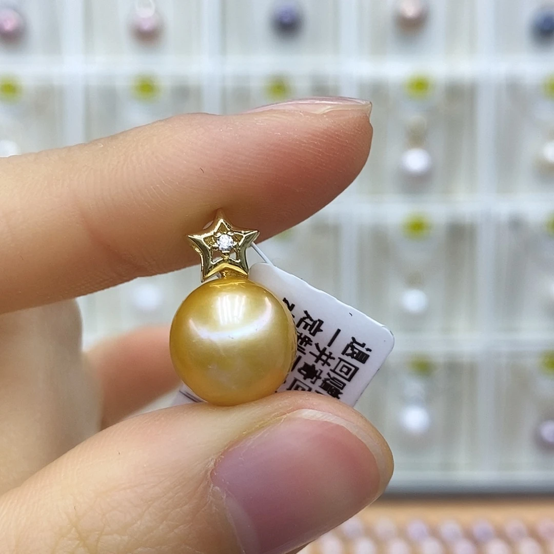淡水珍珠吊坠(赠链)未镶嵌