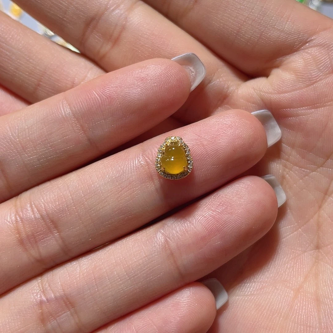 吊坠(不含链)18K金镶嵌翡翠