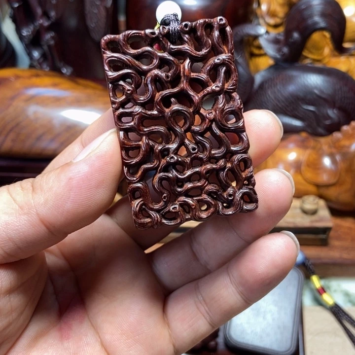 檀香紫檀（小叶紫檀）路路通牌