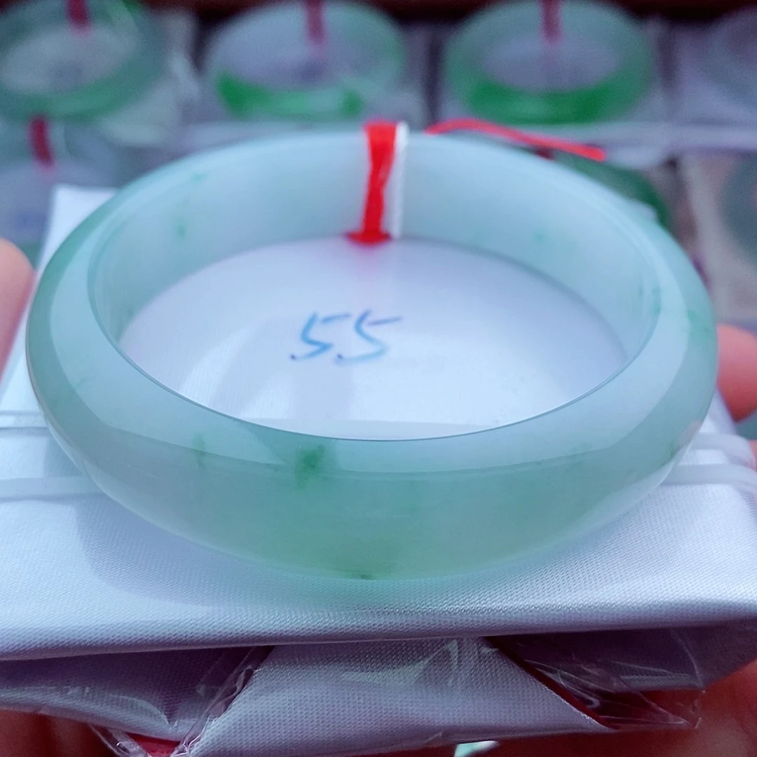 翡翠手镯未镶嵌娟**来0602-55圈口 飘花 干净清爽