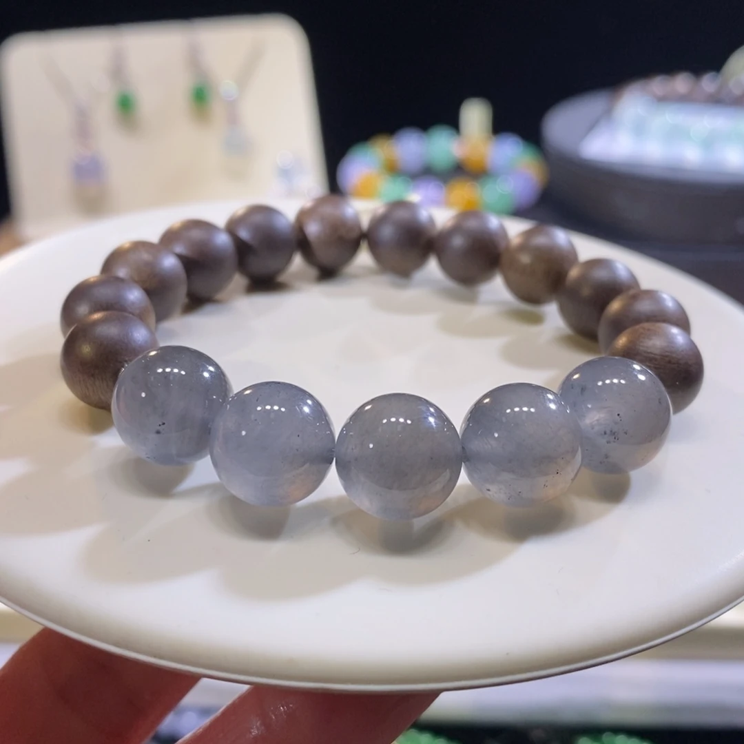 翡翠未镶嵌颈饰翡翠黑冰珠串