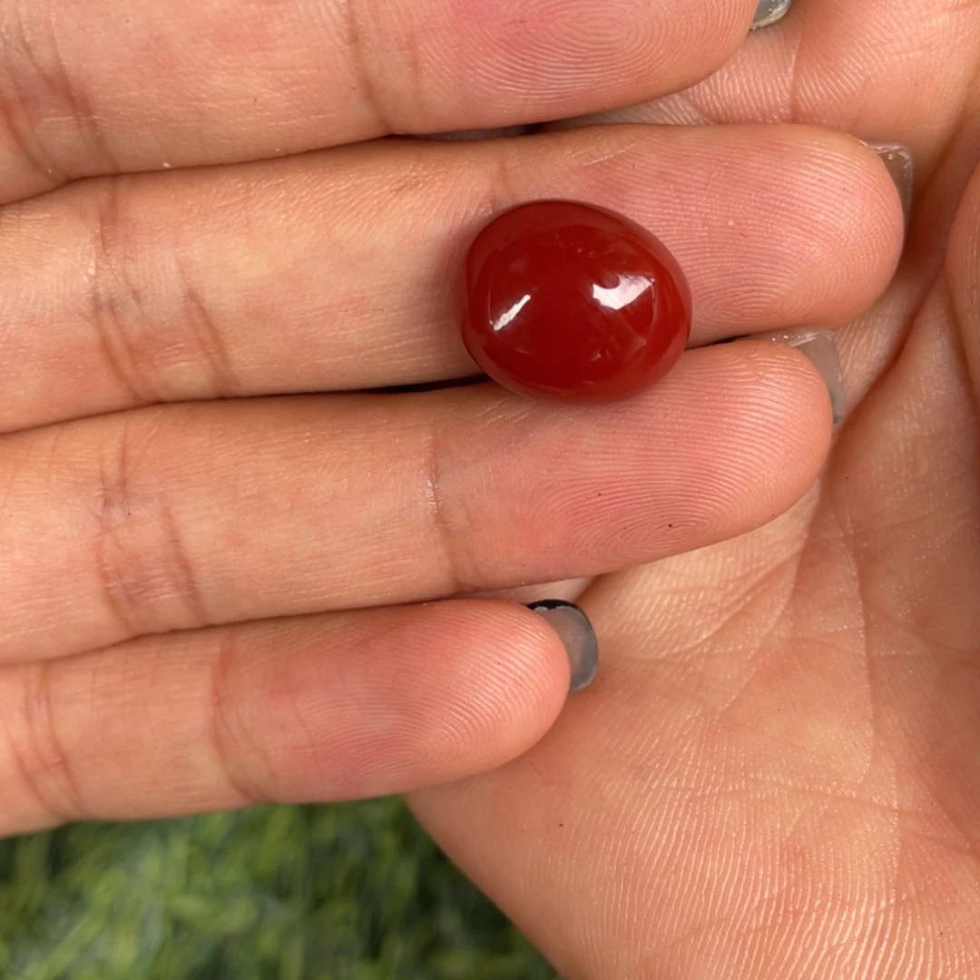 饼***觉南红玛瑙戒面未镶嵌