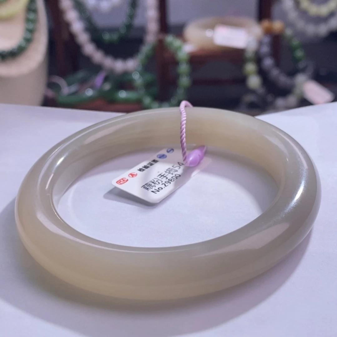 和田玉烟藕粉手镯56.2圈口未镶嵌