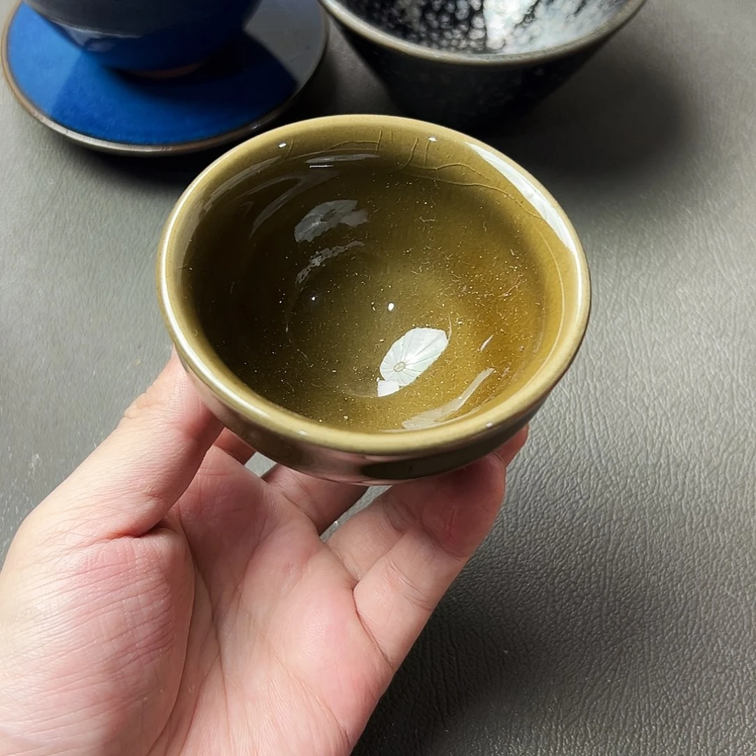 茶盏好想和她谈一下心了哦