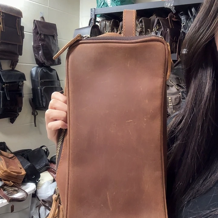 风***边小牛皮（革）头层牛皮斜挎化妆包