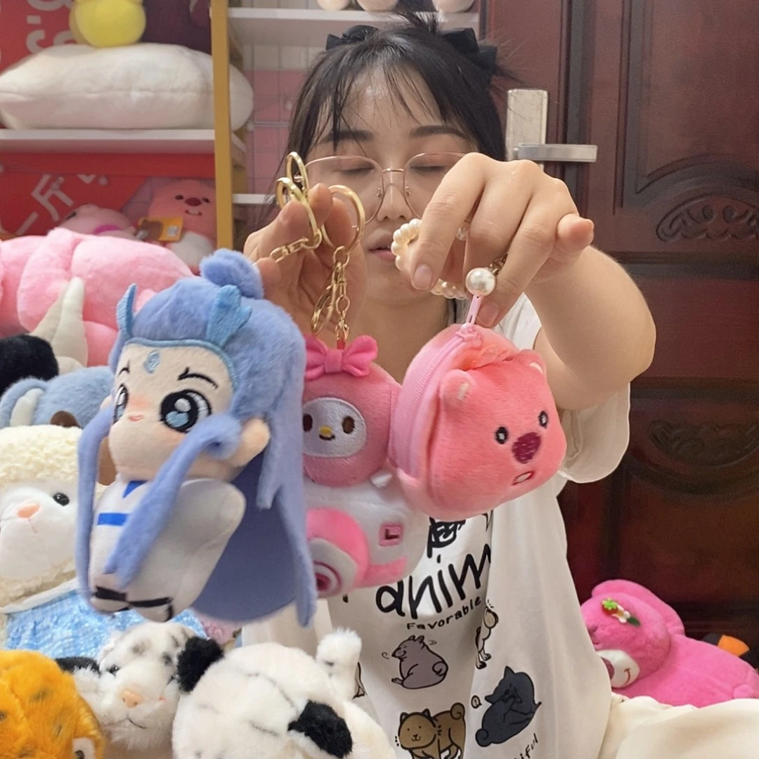 毛绒妮*。毛绒870玩具