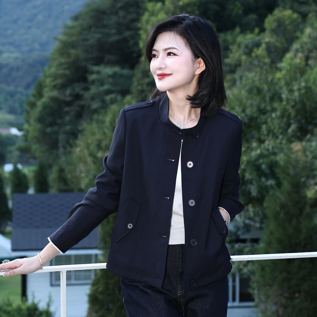 枫竺阿楠anan立领时尚气质干练短款长袖风衣外套女款秋天出游服装