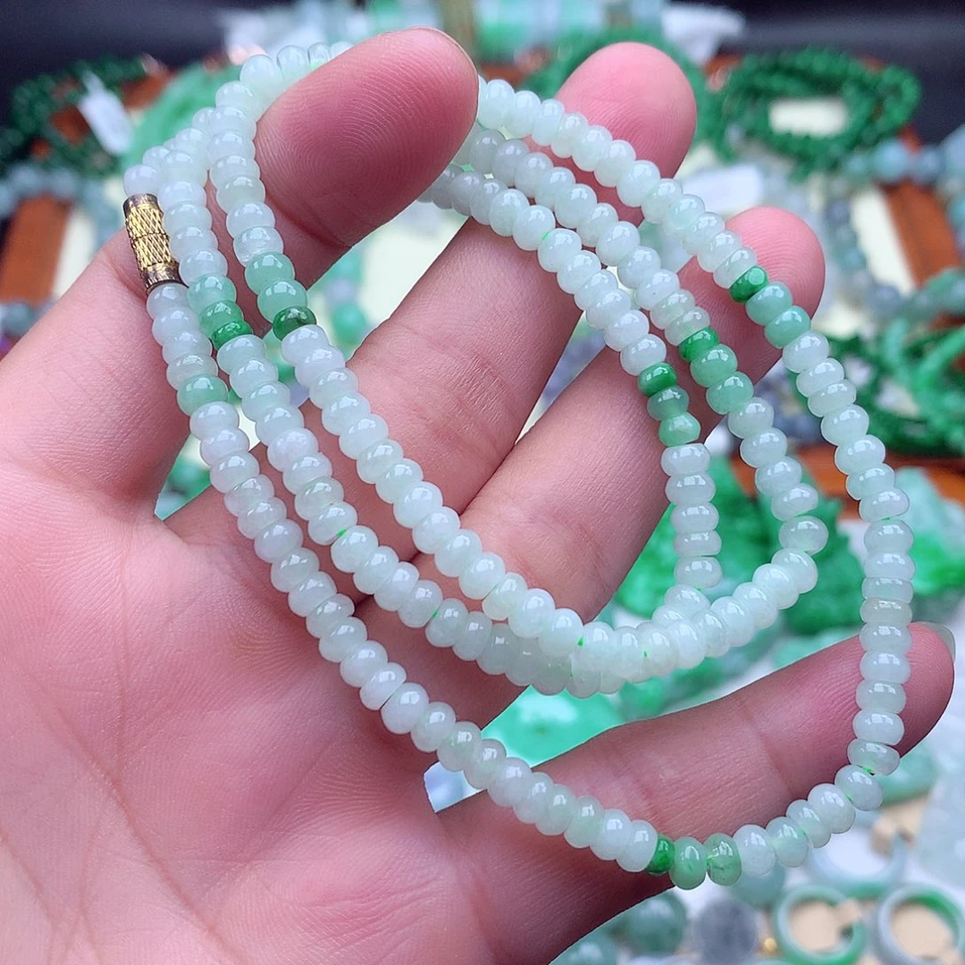 翡翠挂件未镶嵌项链