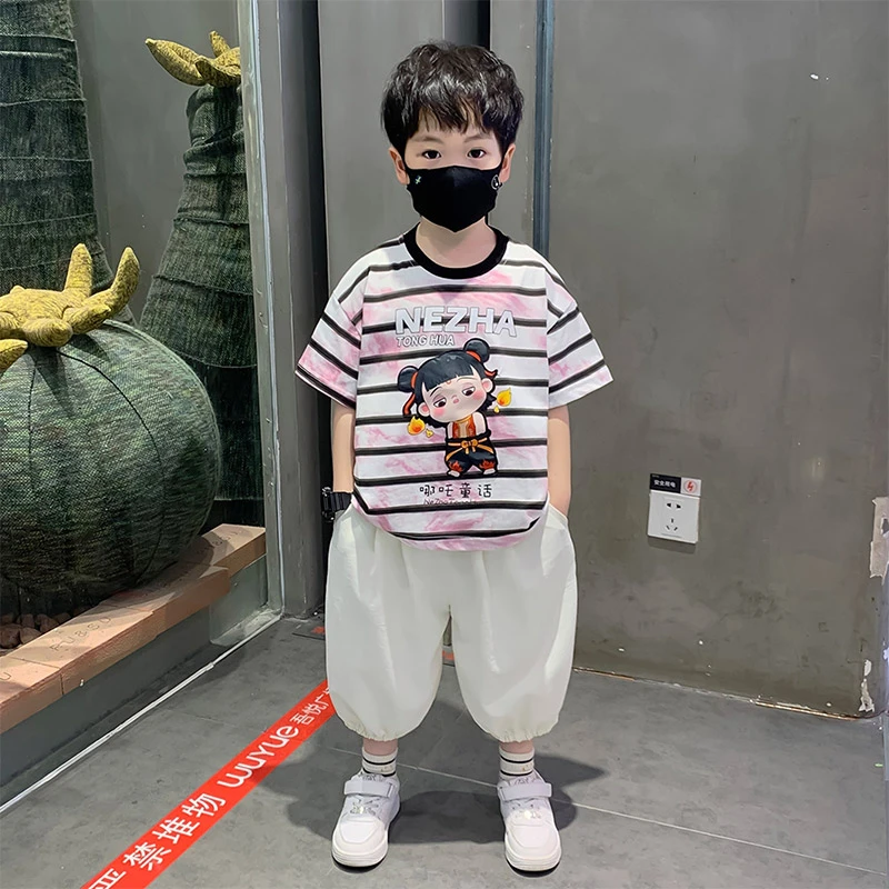 哪吒儿童服装2025新款男童条纹短袖短裤夏季宝宝卡通薄款衣服男孩