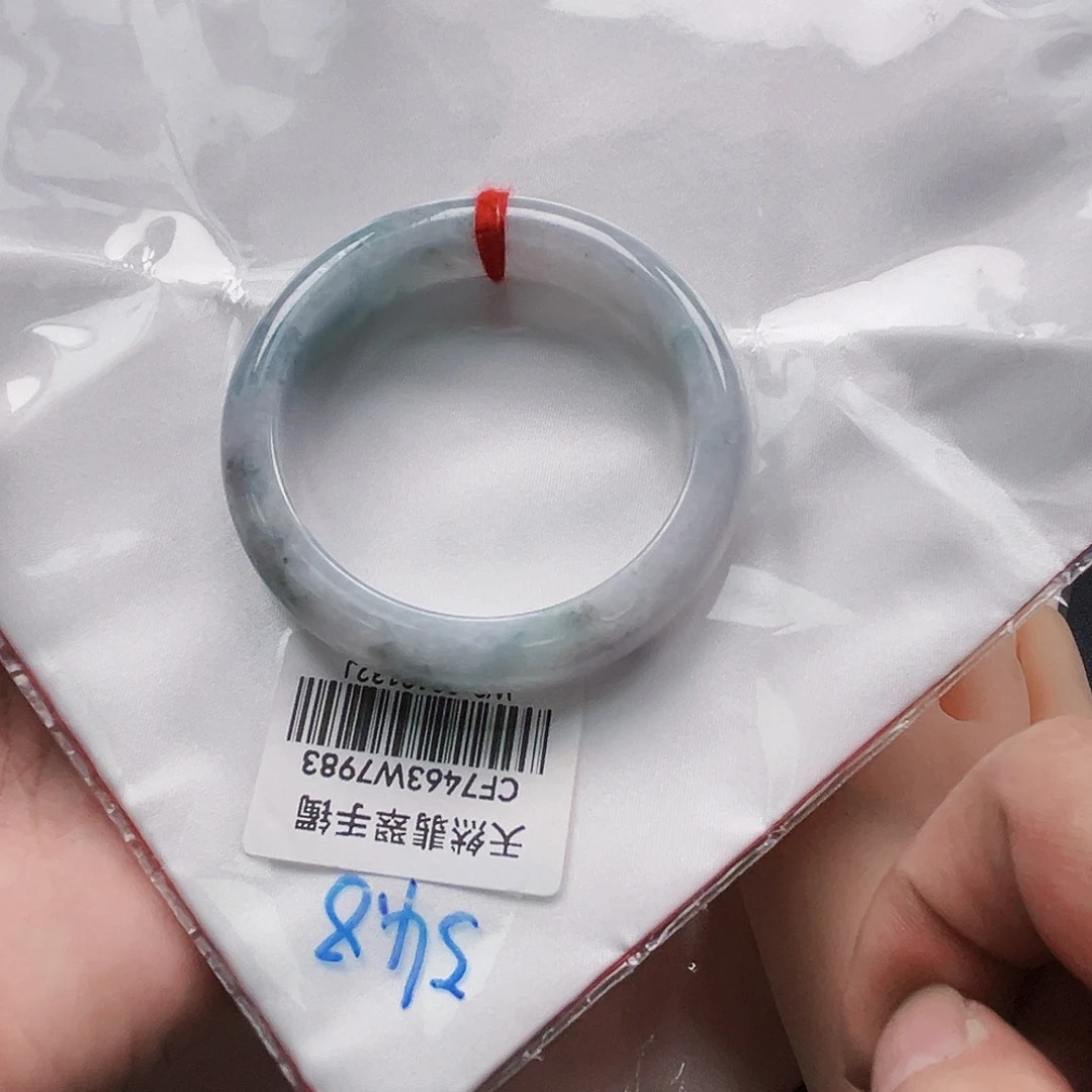 翡翠未镶嵌手镯手镯