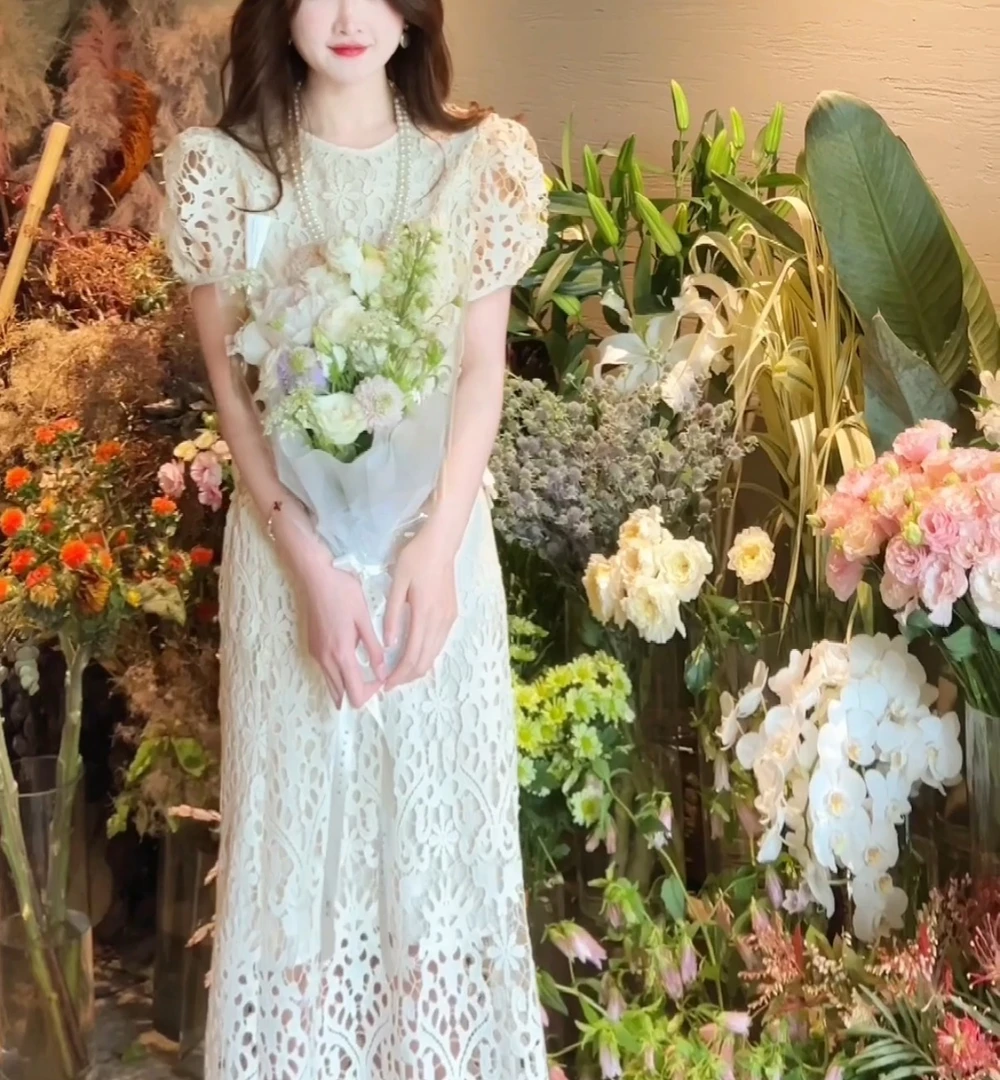 白色蕾丝法式泡泡袖温柔气质显瘦半身裙套装