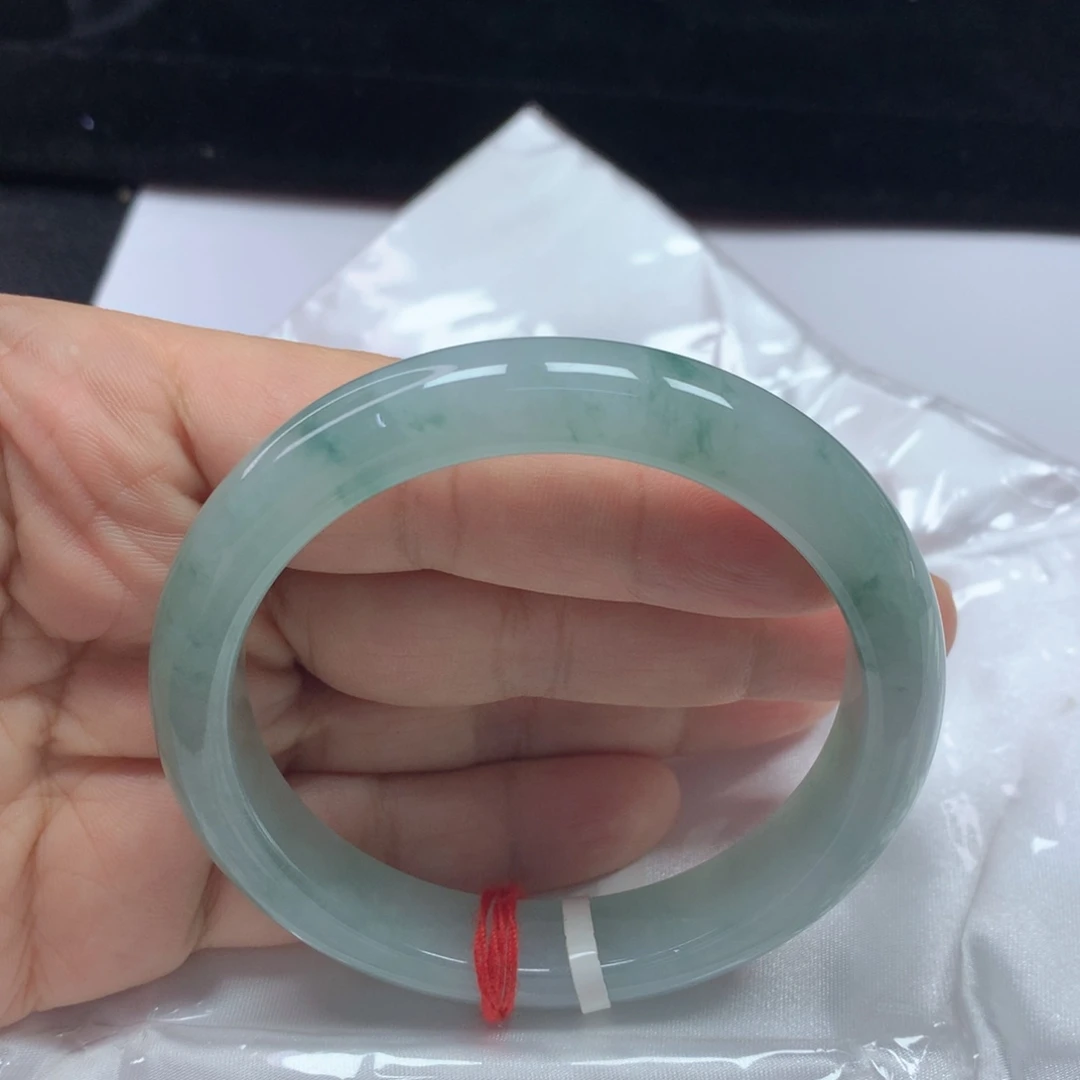 翡翠未镶嵌手镯59