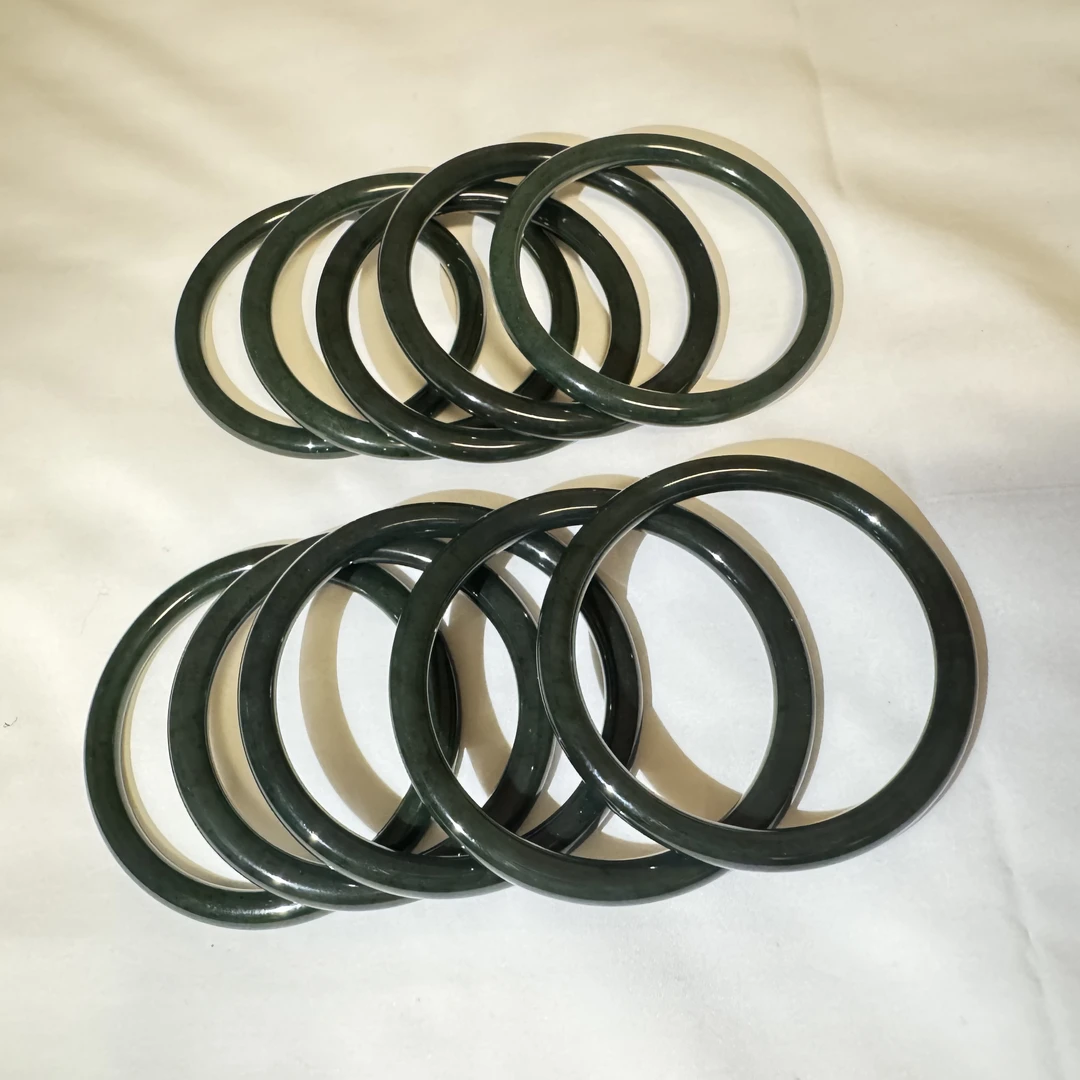 汪氏珠宝【央广】碧玉美人条手镯HR25121903 多样性发其一