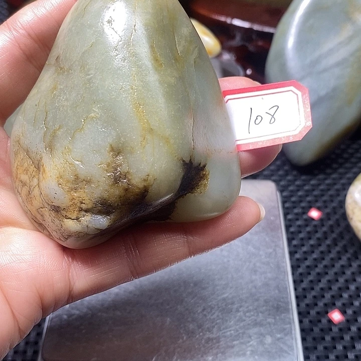 和田玉未镶嵌珠宝奇石108