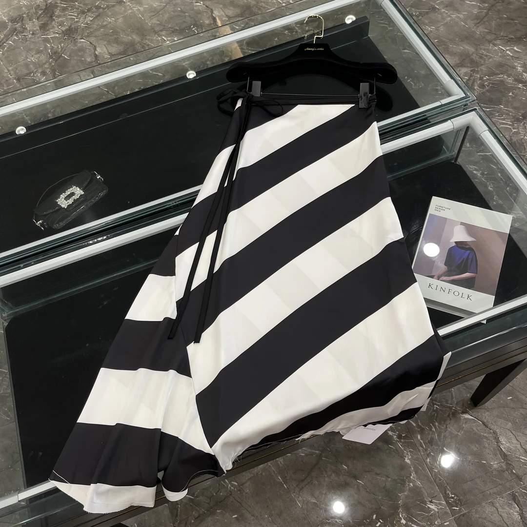 斜条纹A字版度假风半身裙-277
