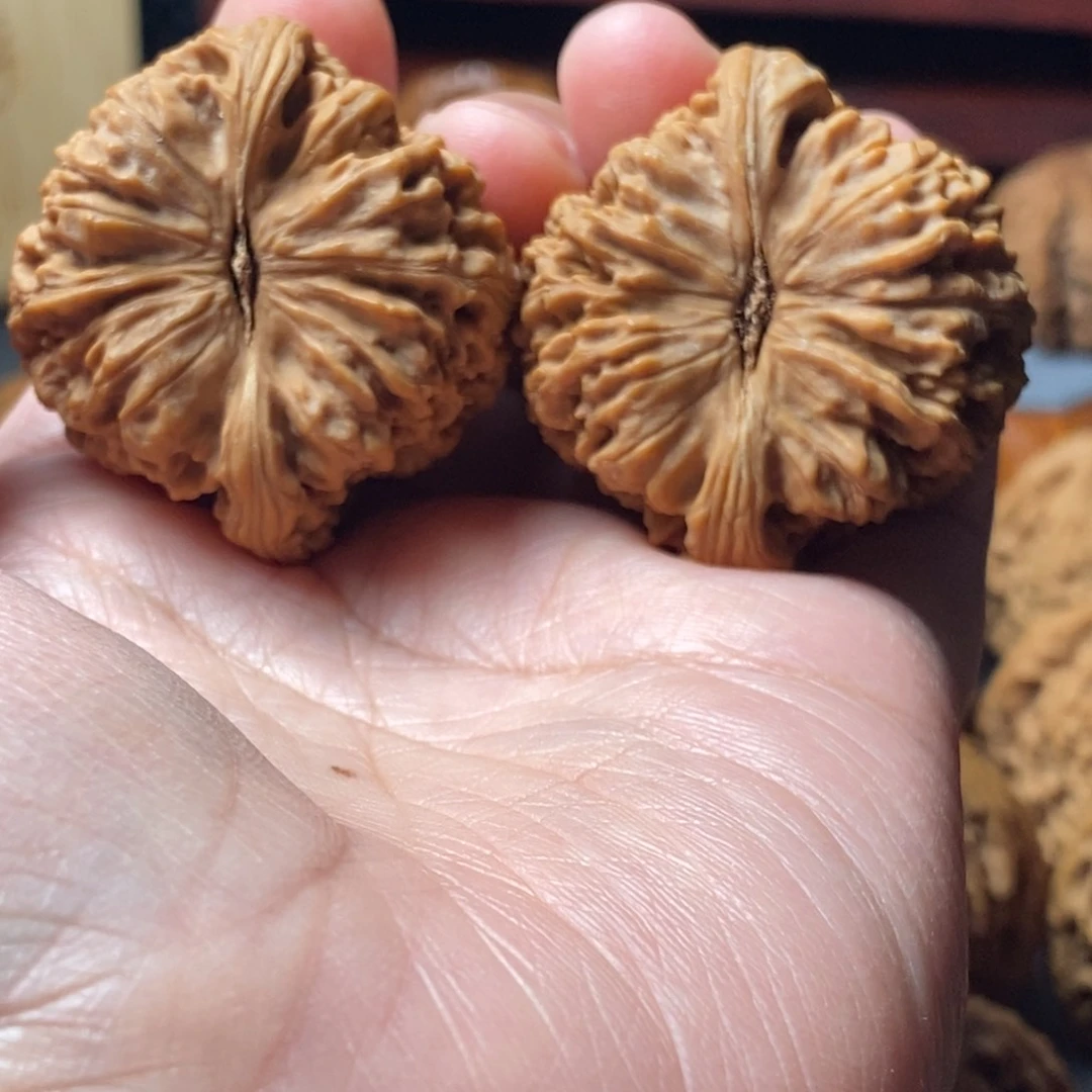 桃核吊坠茶**味文玩核桃