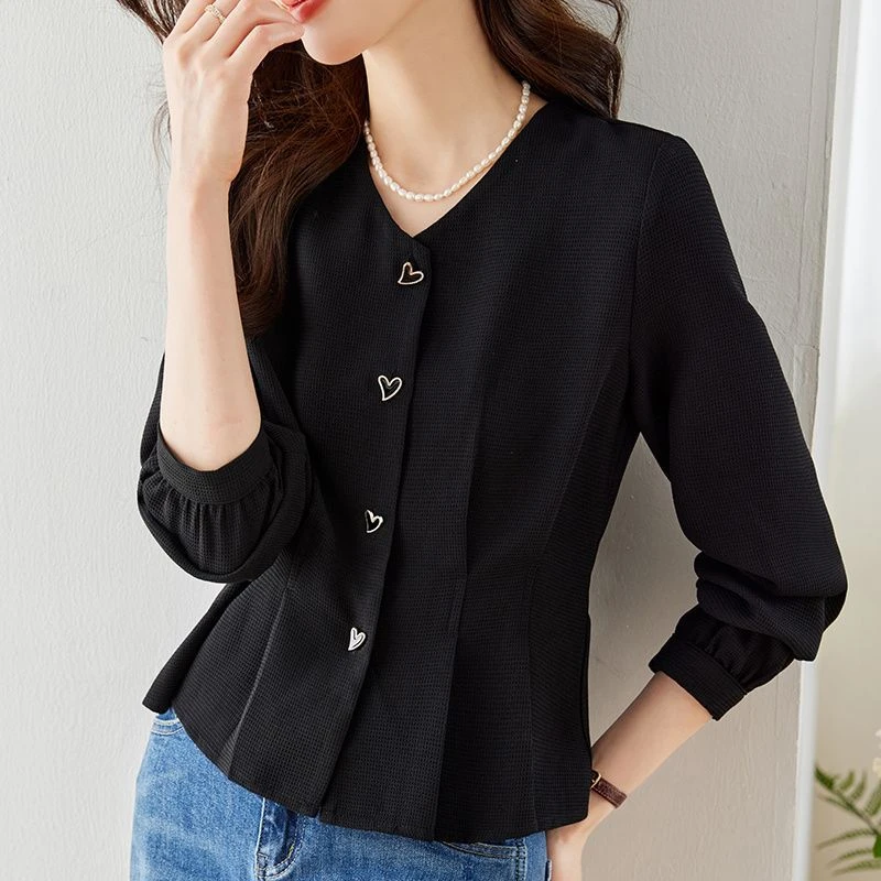 别致早秋上衣法式洋气女士休闲长袖V领黑色衬衫褶皱收腰短款上衣