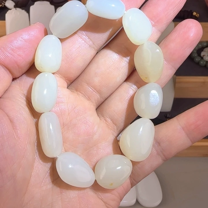 和田玉未镶嵌手链