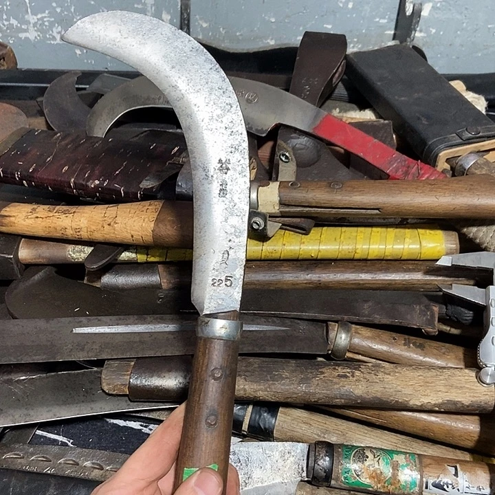 野***子户外手工锻打农具