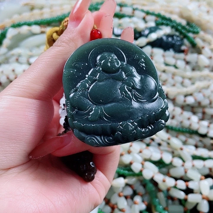 颈饰未镶嵌和田玉