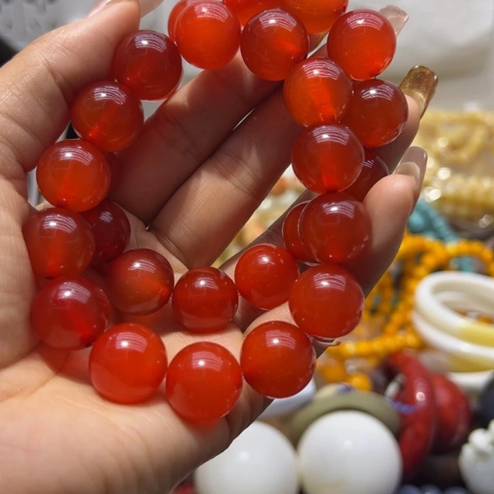 玻璃1.6鱼精精手串