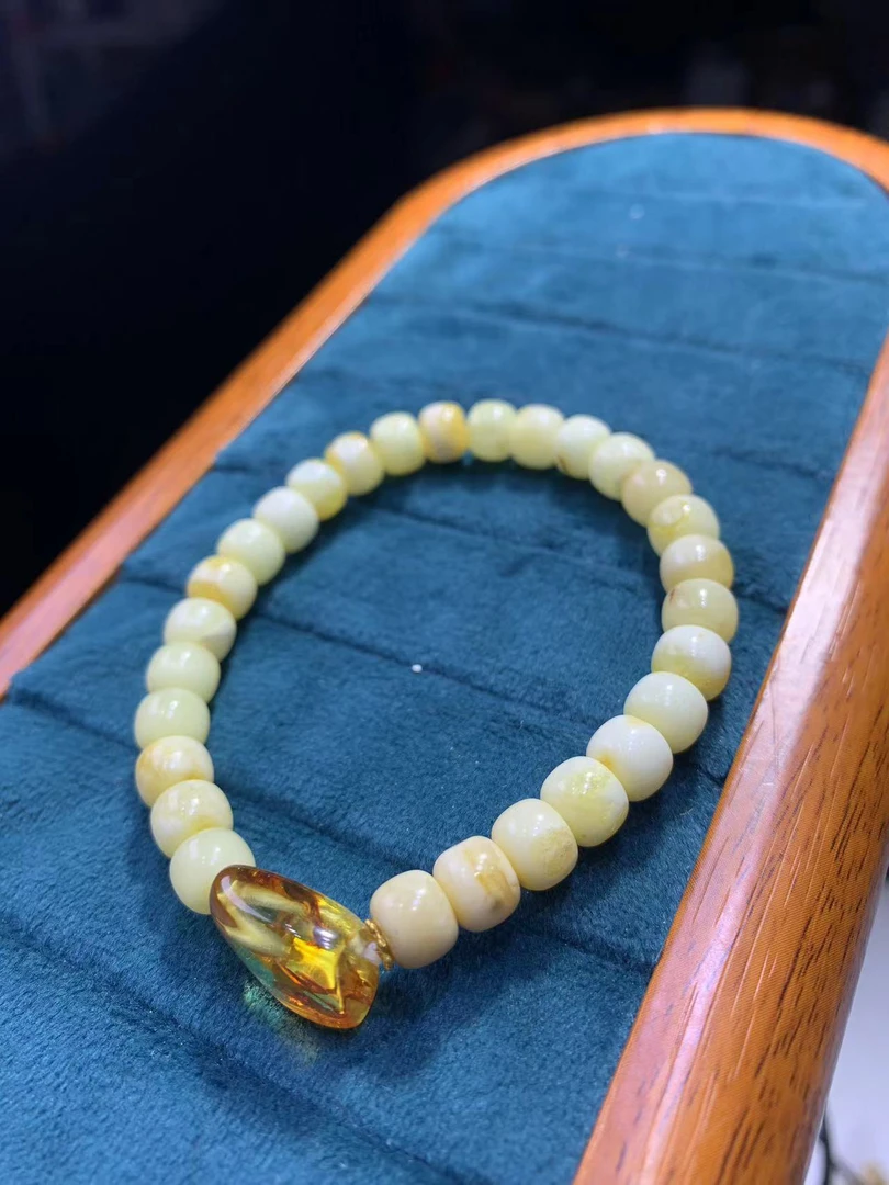 【颜会长甄选】蜜蜡手链 429 多样性发其一