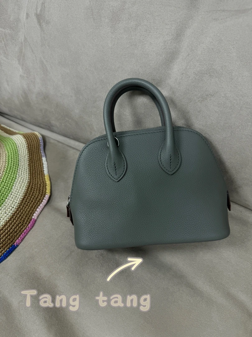 E010 时尚早春出门出游手提单肩腋下包斜挎包