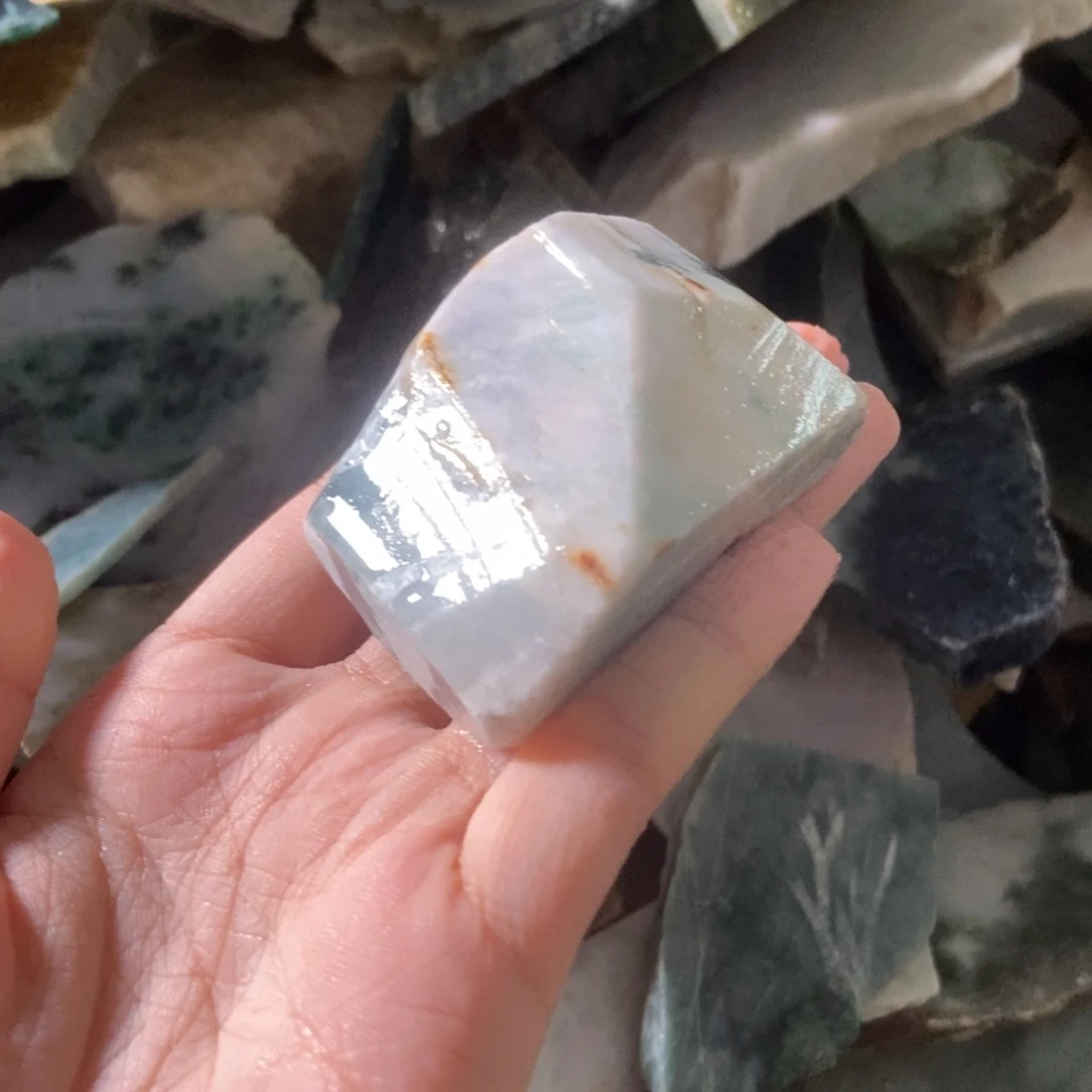 翡翠未镶嵌挂件天然翡翠