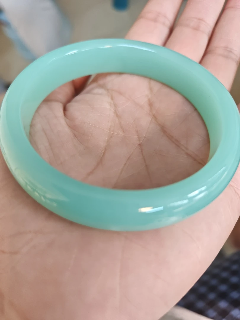 1542号精品蓝色正圈手镯